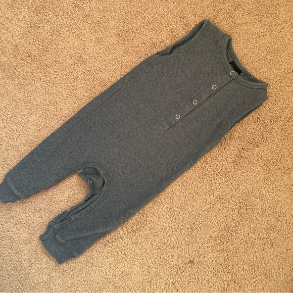 Little bipsy tank snap romper 9-12 months - Picture 2 of 3